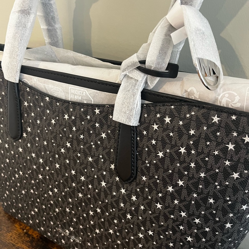 Michael Kors Star-Patterned Arden Tote NWT - Picture 6 of 8